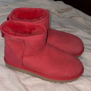 New!! UGG Bright Coral Suede Boots